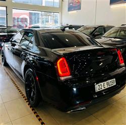 کرایسلەر 300